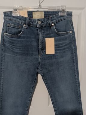 CQY Women's Skinny Jeans in Medium Blue Wash